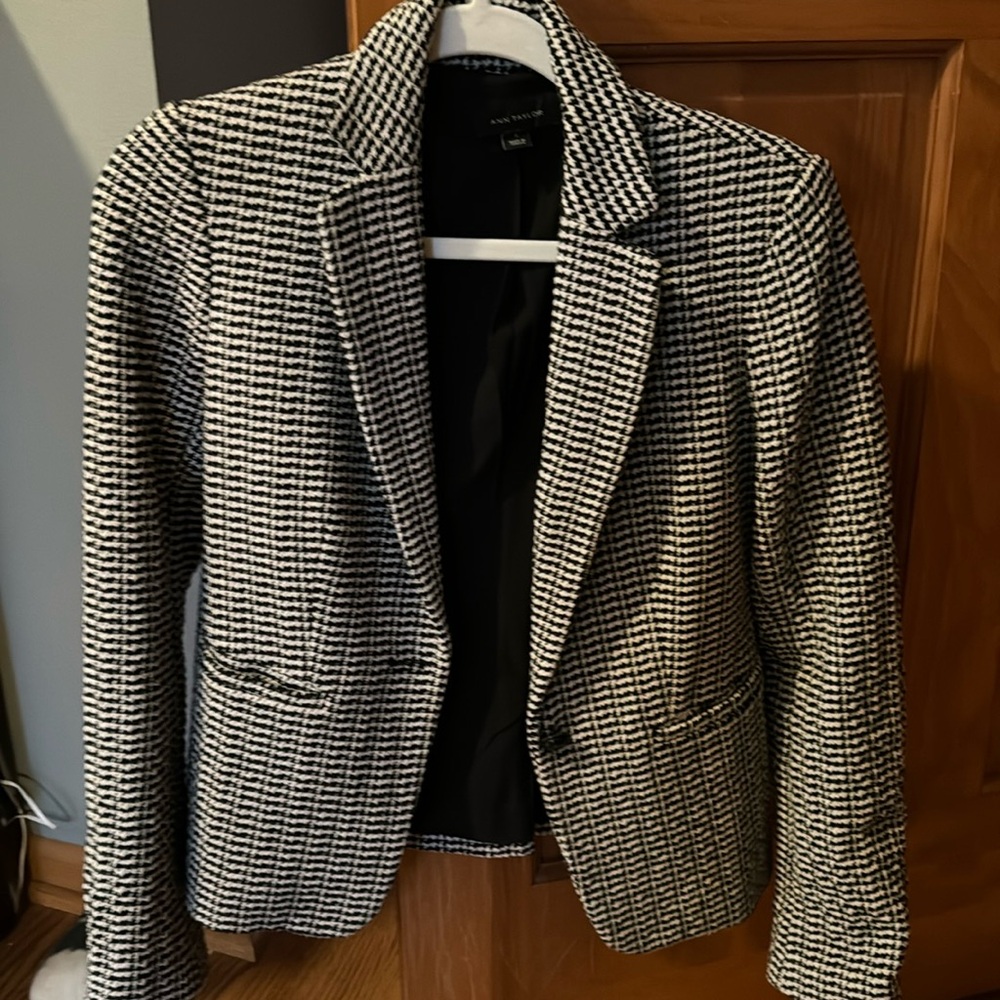 Ann Taylor houndstooth blazer size 0